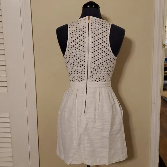 Ali Ro Jolene White Dress - Picture 3 of 9